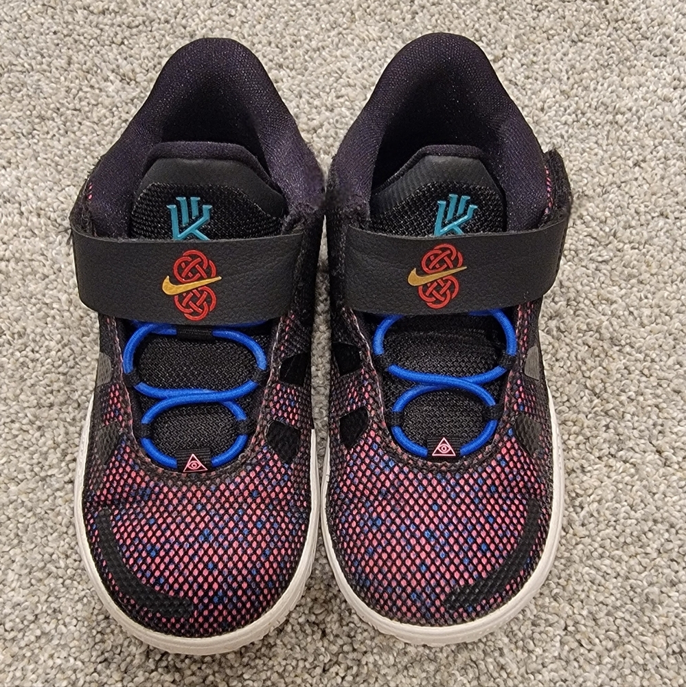 Nike Kyrie 7